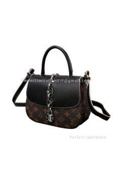 Louis Vuitton Chain It Bag PM M44115
