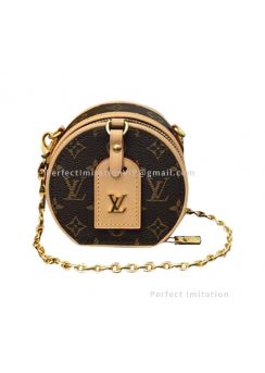 Louis Vuitton Boite Chapeau Necklace M68570