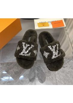 Louis Vuitton Crystal Paseo Flat Comfort Flat Mule Slide Sandal Green Shearling Fur 35To42