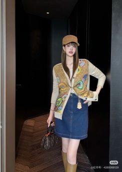 Louis Vuitton Knit Cardigan LV2512523