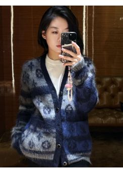 Louis Vuitton Knit Cardigan Sweater LV2512518