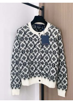 Louis Vuitton Monogram Cardigan LV2512121