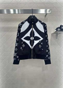 Louis Vuitton Nylon Jacket and Pants Set LV2512394