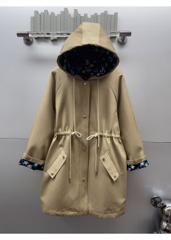 Louis Vuitton Trench Coat LV2512568