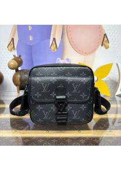 lv-getaway-messenger-in-black-and-grey-m12518-pilvj03136-01