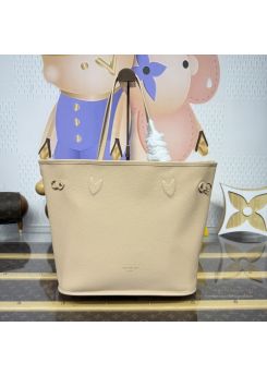 lv-beige-tall-tote-with-monogram-reverse-view-pilvj02127-01