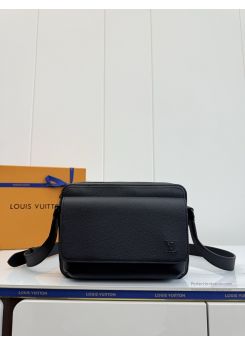 lv-black-rectangular-zip-crossbody-bag-m15265-pilvj21137-01