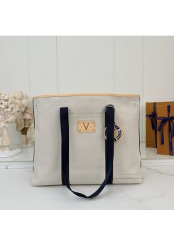 lv-cream-textured-tote-with-navy-handles-m28503-pilvj21113-01