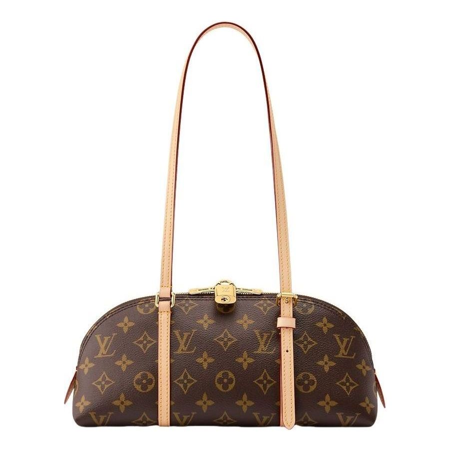 Louis Vuitton Squire East-West M28953 Guide: Size, Price, How to Carry It and Who It Suits
